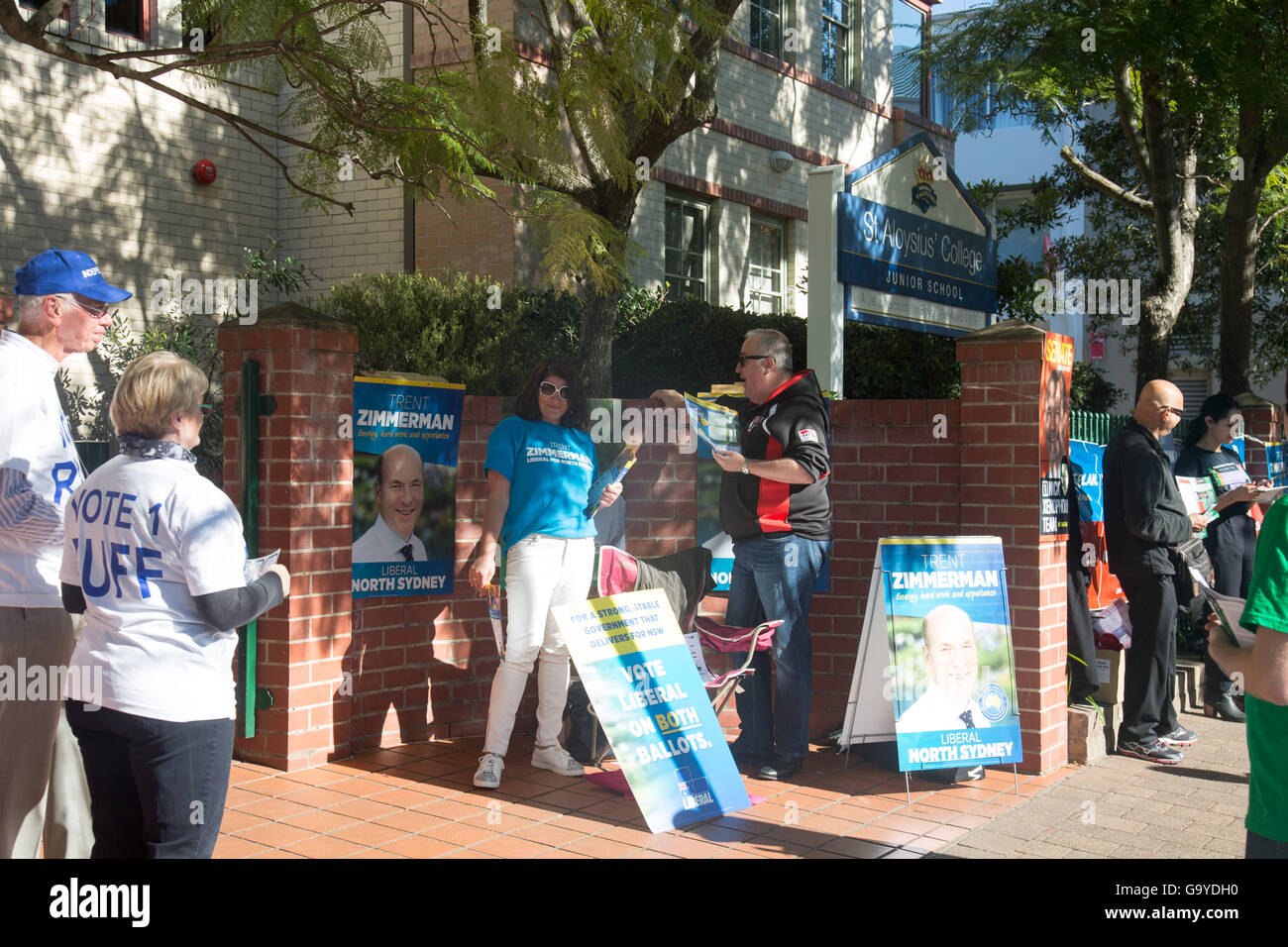 Sydney, Australia. 2nd luglio 2016. Stazione di voto a Kirribilli dove gli elettori delle elezioni federali australiane eleggeranno un membro per l'elettorato di North Sydney. Credit: model10/Alamy Live News Foto Stock