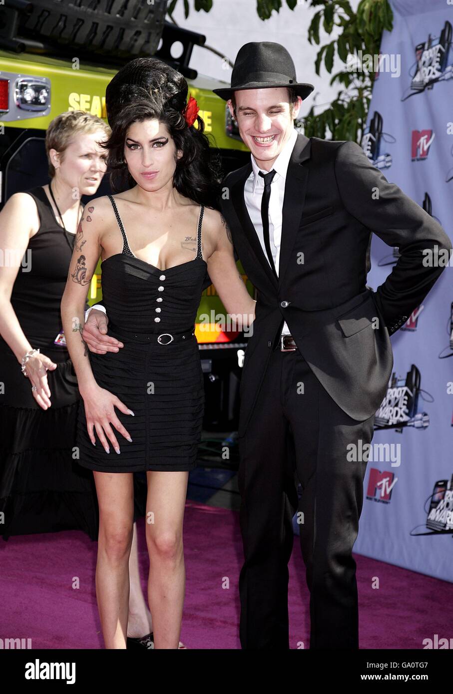 Amy Winehouse e suo marito Blake Fielder-Civil arrivano per il 2007 MTV Movie Awards al Gibson Amphitheatre, Universal City, Los Angeles. Foto Stock