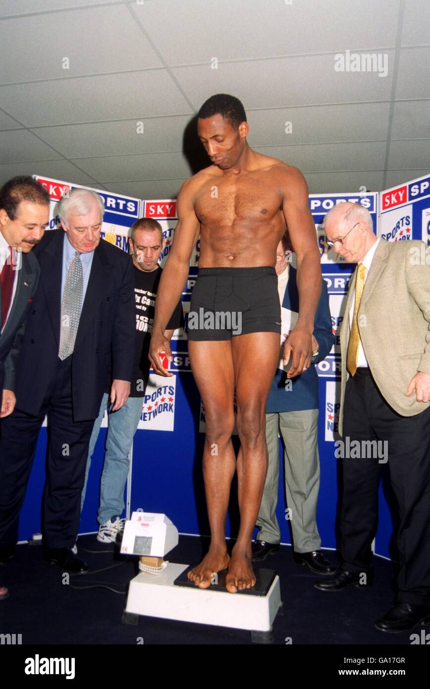 Boxe - Carl Thompson v Johnny Nelson - Weigh-in. Johnny Nelson Foto Stock