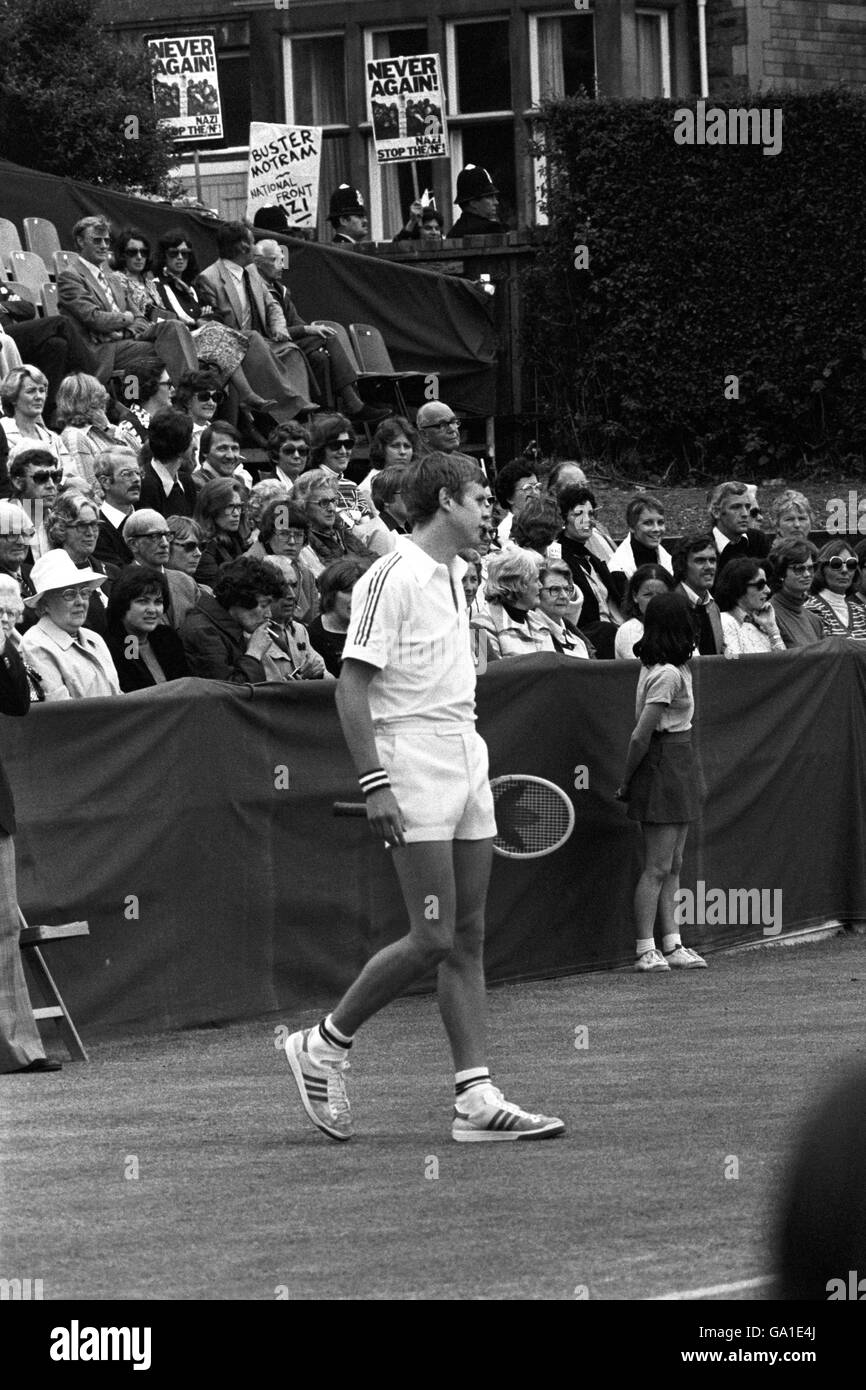 Tennis - Buster Mottram protesta Foto Stock