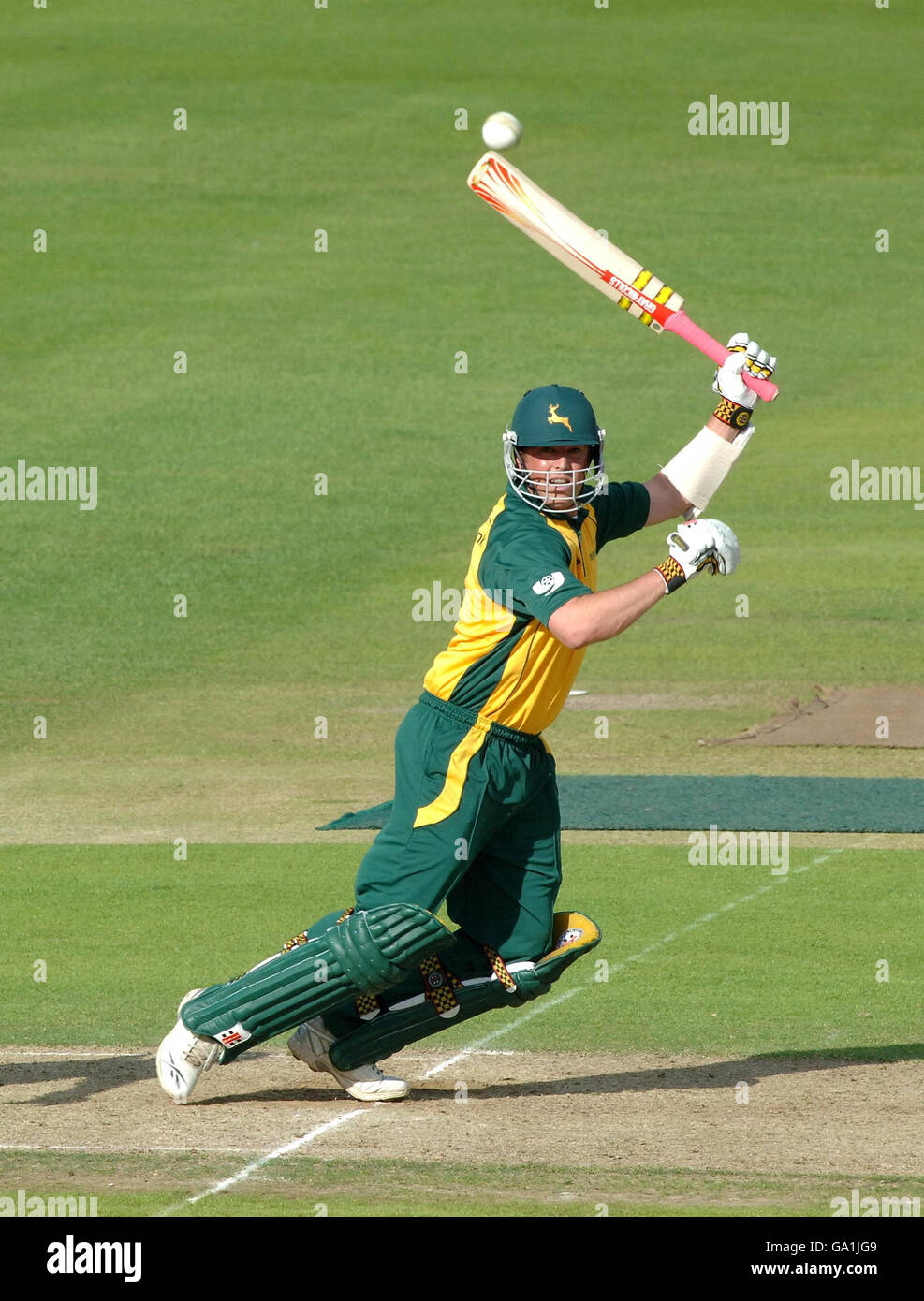 Cricket - Twenty20 Cup - North Division - Nottinghamshire / Derbyshire - Trent Bridge. Graham Swann di Nottinghamshire durante la partita della Twenty20 Cup a Trent Bridge, Nottingham. Foto Stock