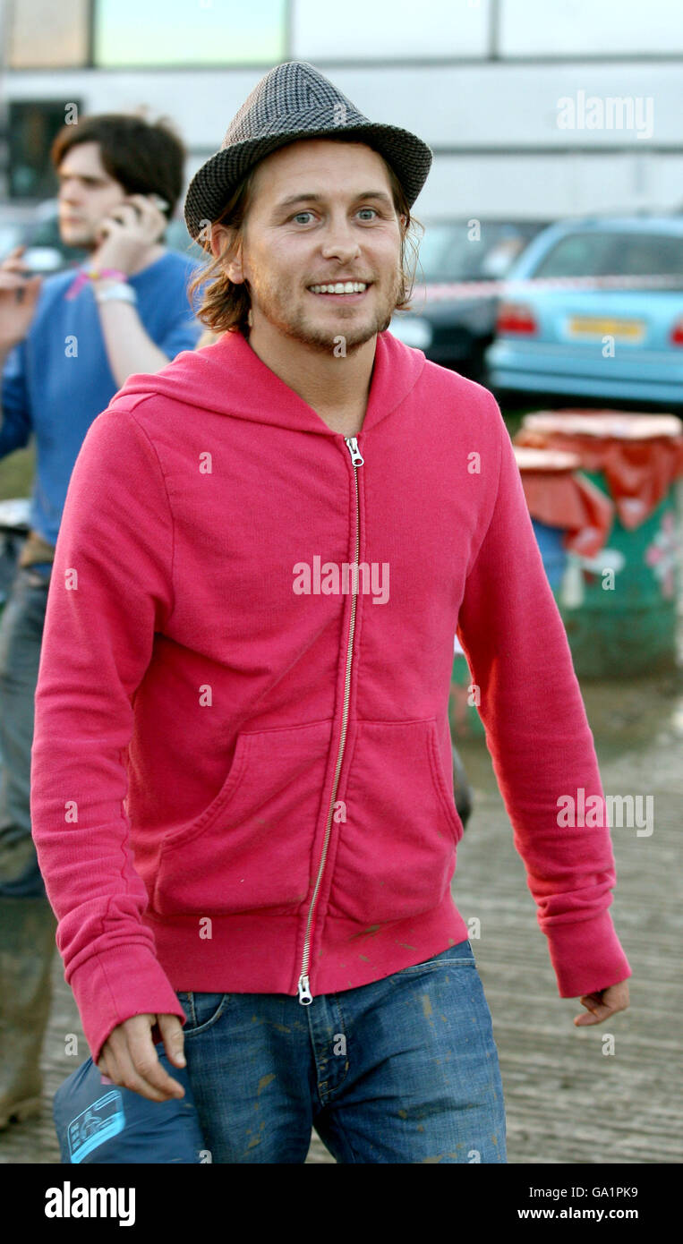 Mark Owen è visto dietro le quinte 2007 Glastonbury Festival presso l'azienda agricola degna in Pilton, Somerset. PRESS ASSOCIATION foto, Venerdì 22 Giugno, 2007. Il festival è stato andando 27 anni ed è ora il più grande festival di musica in Europa. Foto di credito dovrebbe leggere: Anthony Devlin/PA Foto Stock