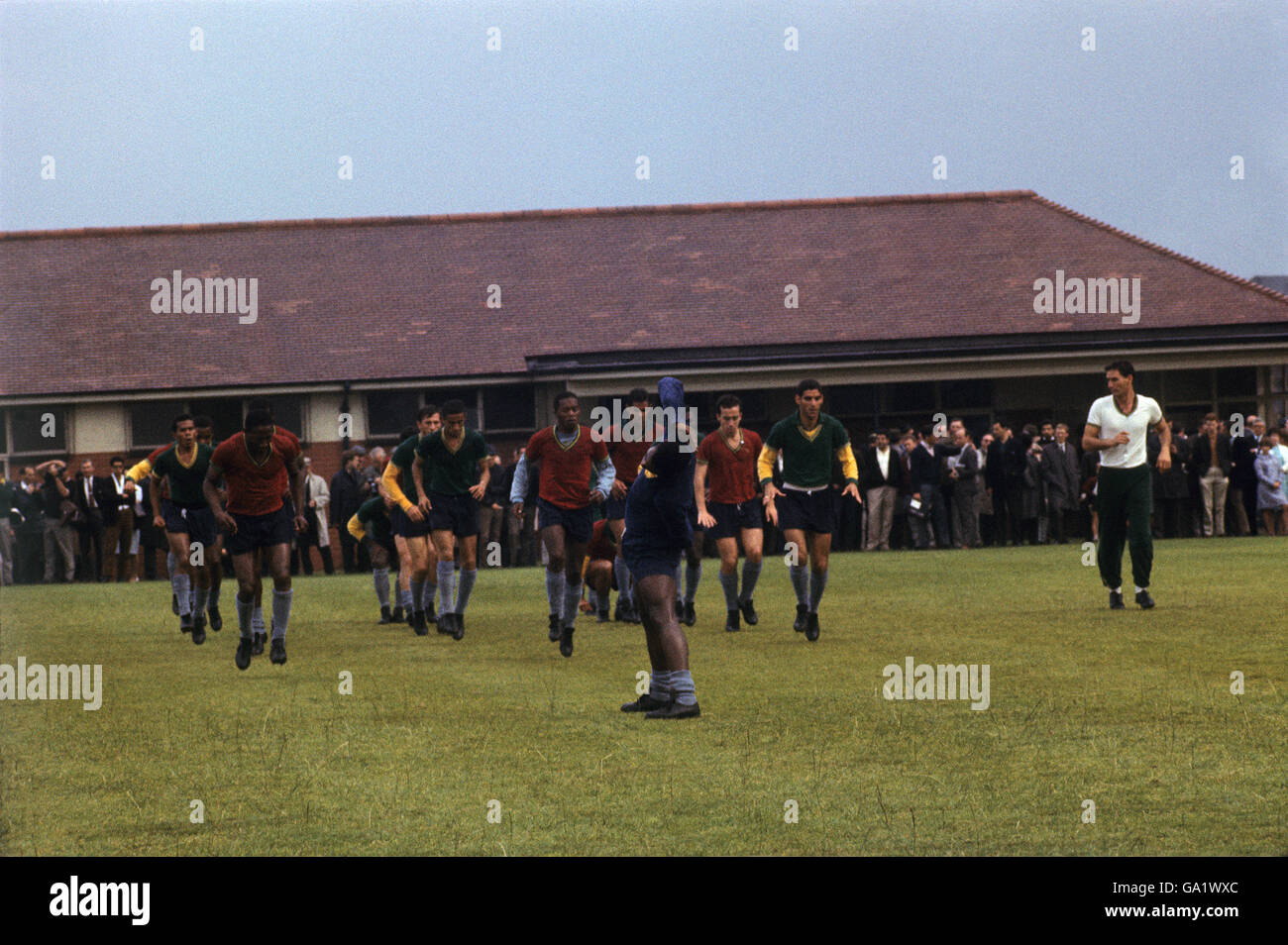 Calcio - Coppa del Mondo di calcio Inghilterra 1966 - Brasile formazione - Bolton Foto Stock