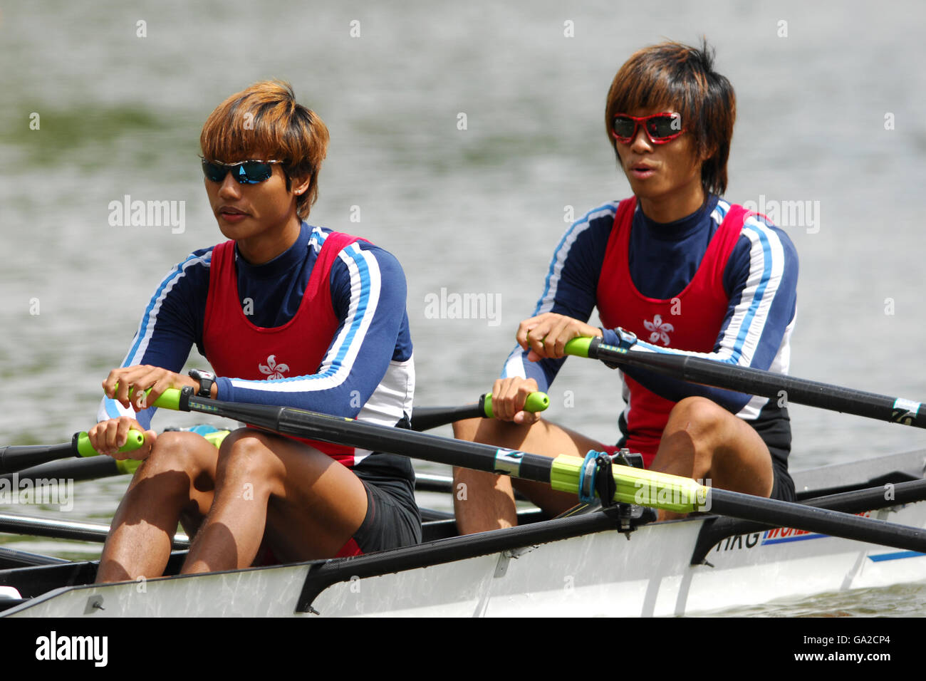 Canottaggio - Coppa del mondo 2007 - Bobbaan. Hong Kong's Kwong Wing Chow (a sinistra) e Sau Wah competono così nelle doppie sculture Mens - Heat 3 Foto Stock