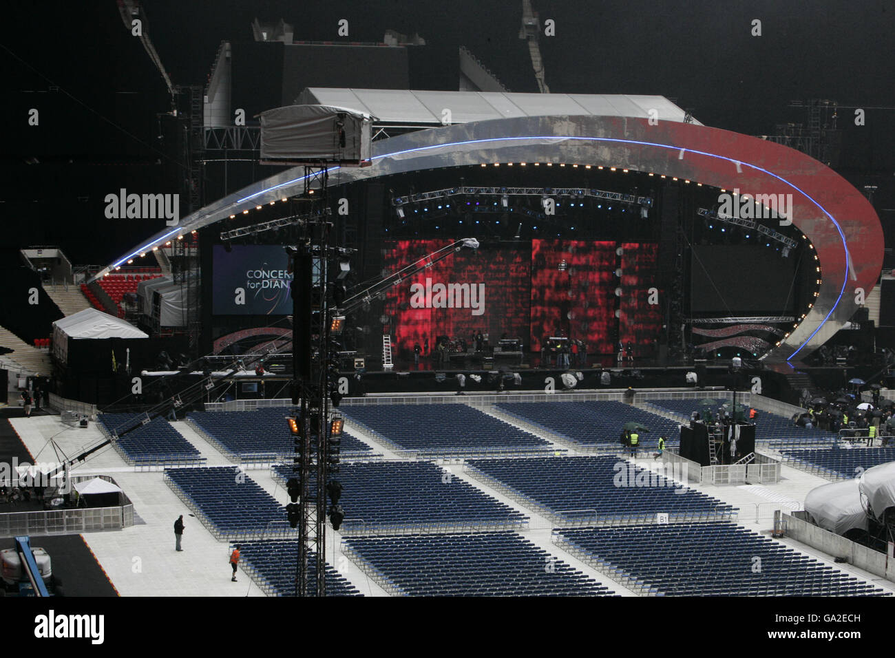 Posti a sedere allo stadio di Wembley. Stadio di Wembley pronto a tenere il concerto di Diana. Foto Stock