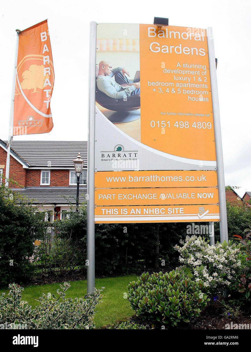 Barratt gode di vendite 'mentum'. Una visione generale di un Barratt sviluppo di alloggi a Liverpool. Foto Stock