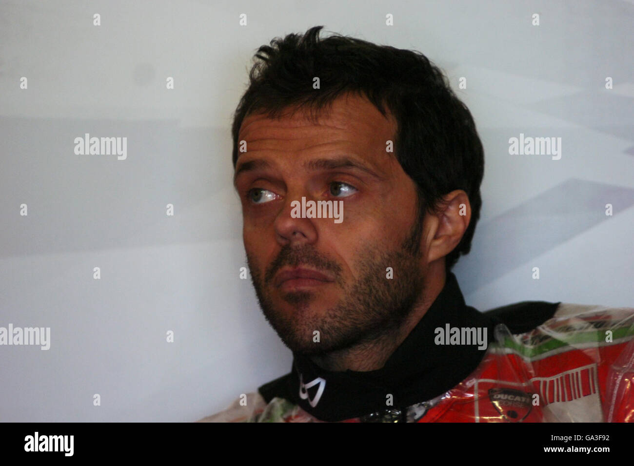 Motociclismo - Gran Premio di Gran Bretagna - Moto GP - Practice - Donington Park. Loris Capirossi, Ducati Team Foto Stock