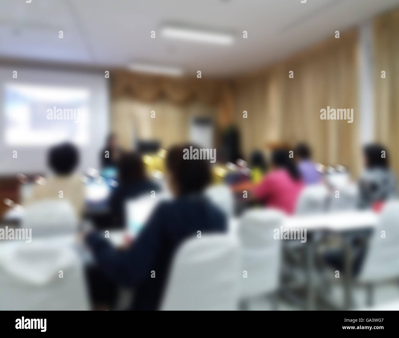 Abstract sfondo sfocato computer formazione in sala computer Foto Stock