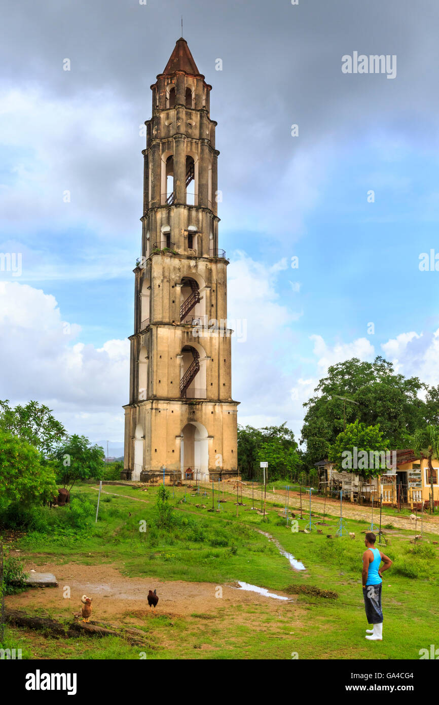 Manaca Iznaga Station Wagon Tower, la Valle de los Ingenios, la Valle dei Mulini di zucchero Sito Patrimonio Mondiale dell'Unesco, Trinidad, Cuba Centrale Foto Stock
