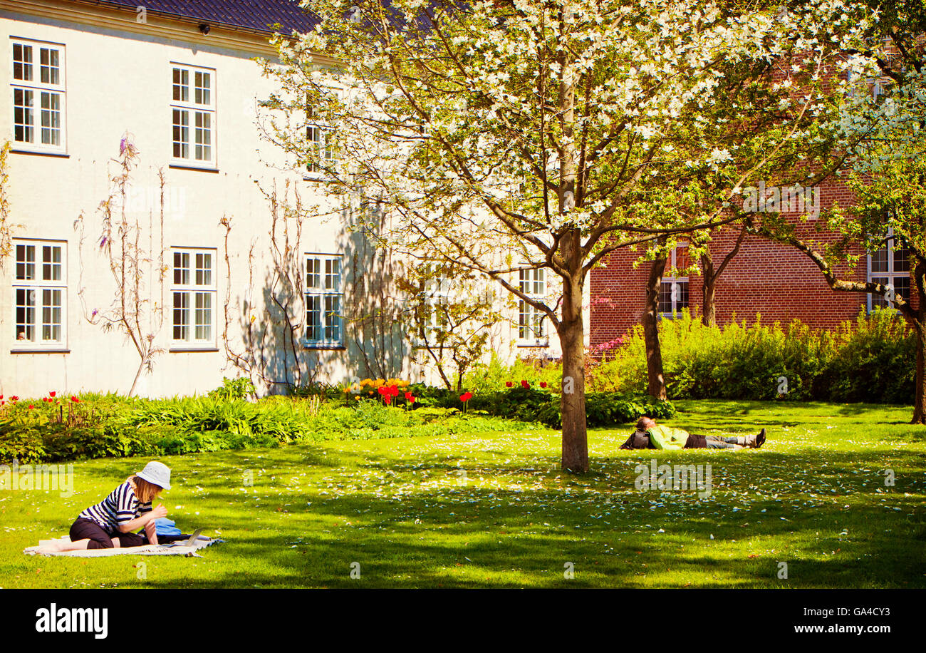 Royal Library Gardens vicino Palazzo Christiansborg, piccola oasi di relax nel cuore della città Foto Stock