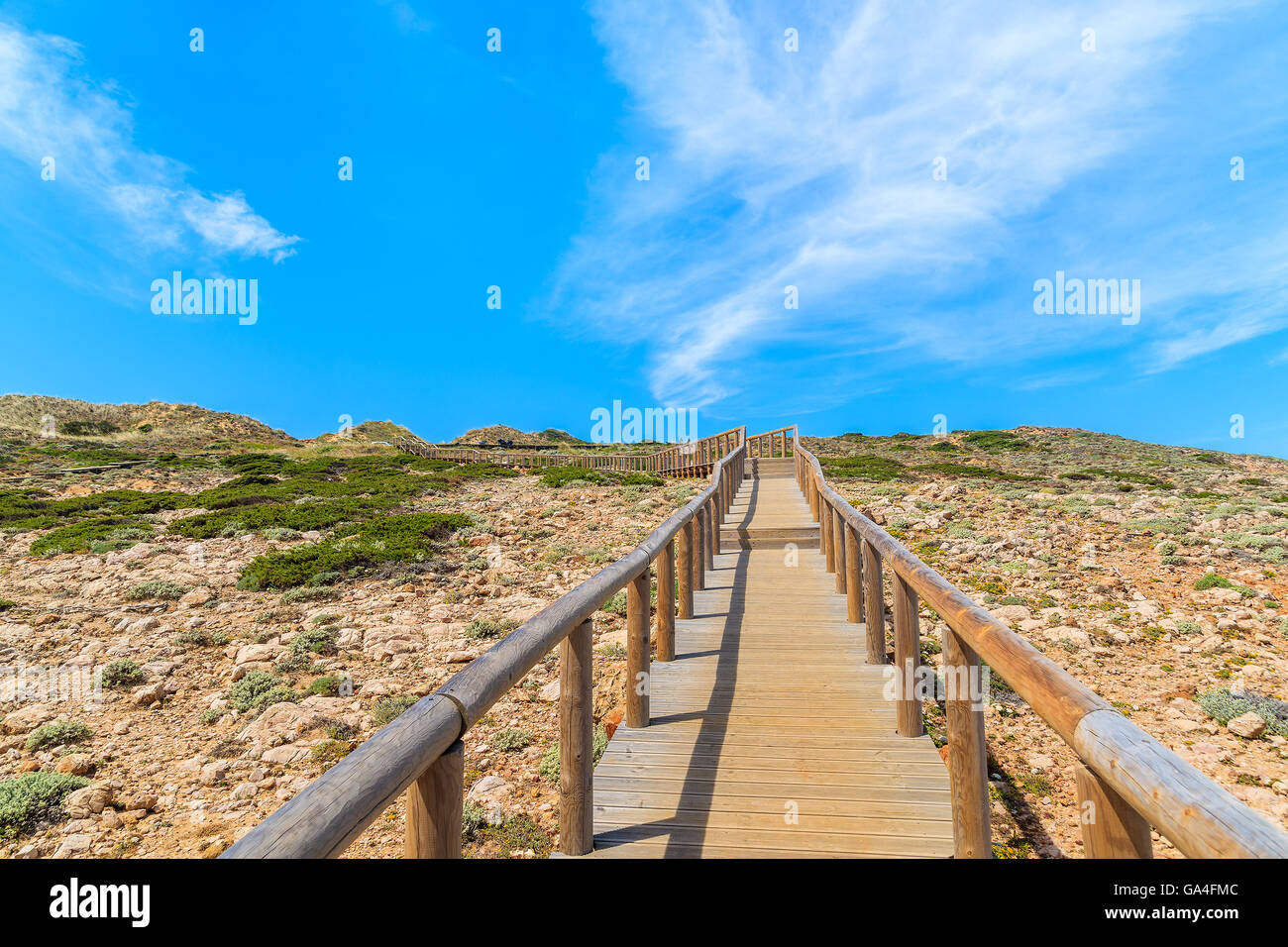 Spiaggia di passerella in legno immagini e fotografie stock ad alta ...