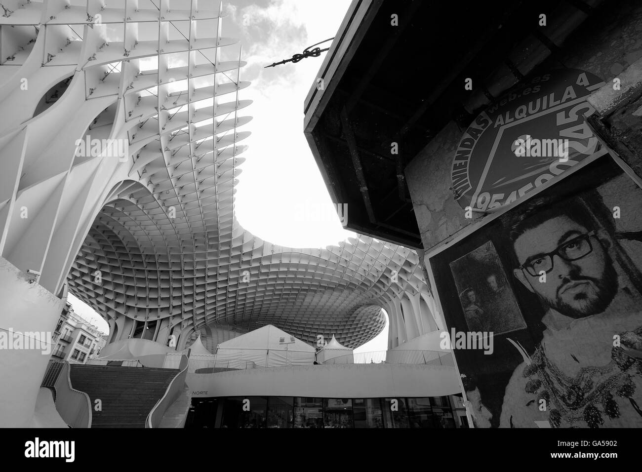 Metropol parasol la più grande struttura in legno nel mondo architetto Jurgen Mayer Laza de la Encarnacion Siviglia; Spagna Foto Stock