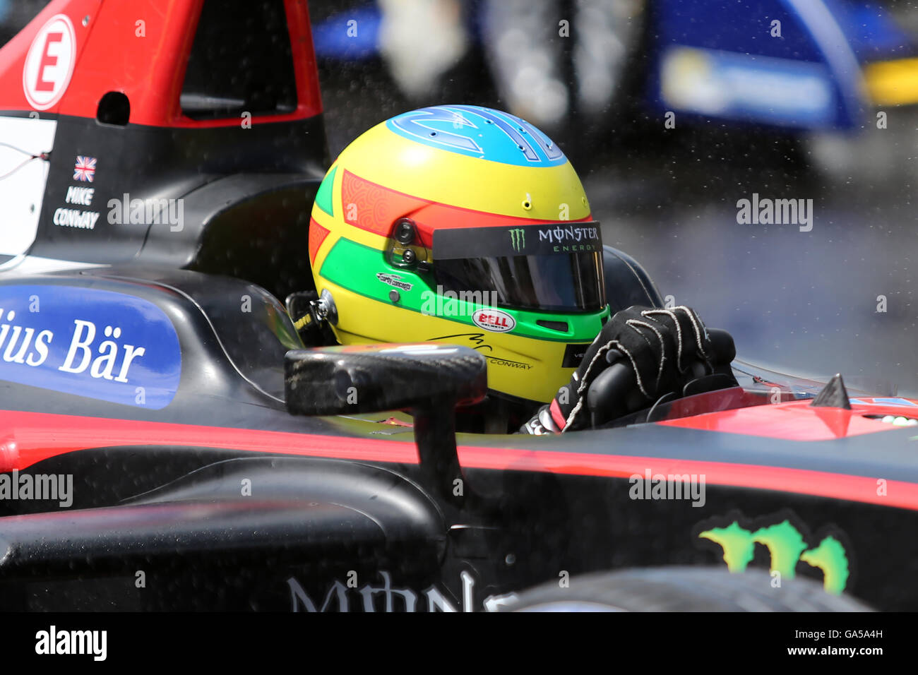 Londra, Regno Unito. 2 Luglio, 2016. Mike Conway Venturi Formula e Team Spark-Venturi Round 9 2016 FIA Formula e Londra ePRIX, Parco di Battersea, Londra, UK, 2 luglio 2016 Credit: Simon Balson/Alamy Live News Foto Stock