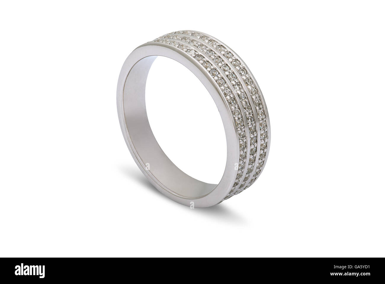 Oro bianco wedding anello di fidanzamento su sfondo bianco Foto Stock