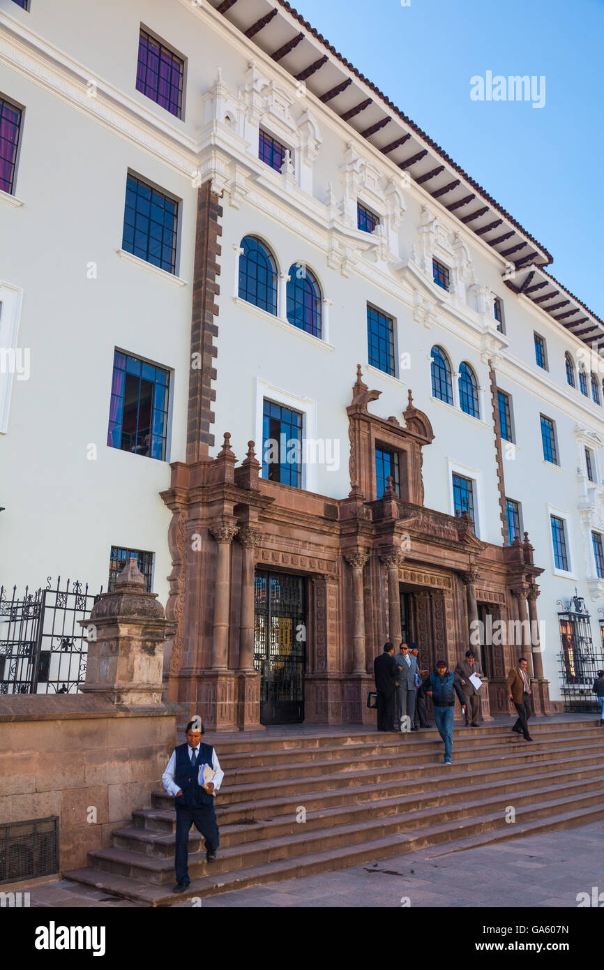 Palazzo di Giustizia sulla Avenue El Sol nella città di Cusco, Perù Foto Stock