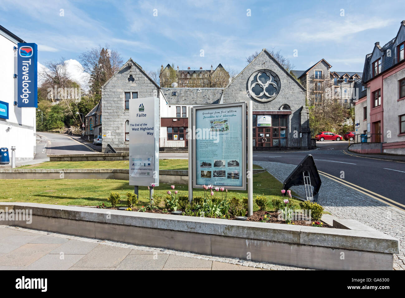 La fine del West Highland Way in High Street Fort William Highland Scozia Scotland Foto Stock