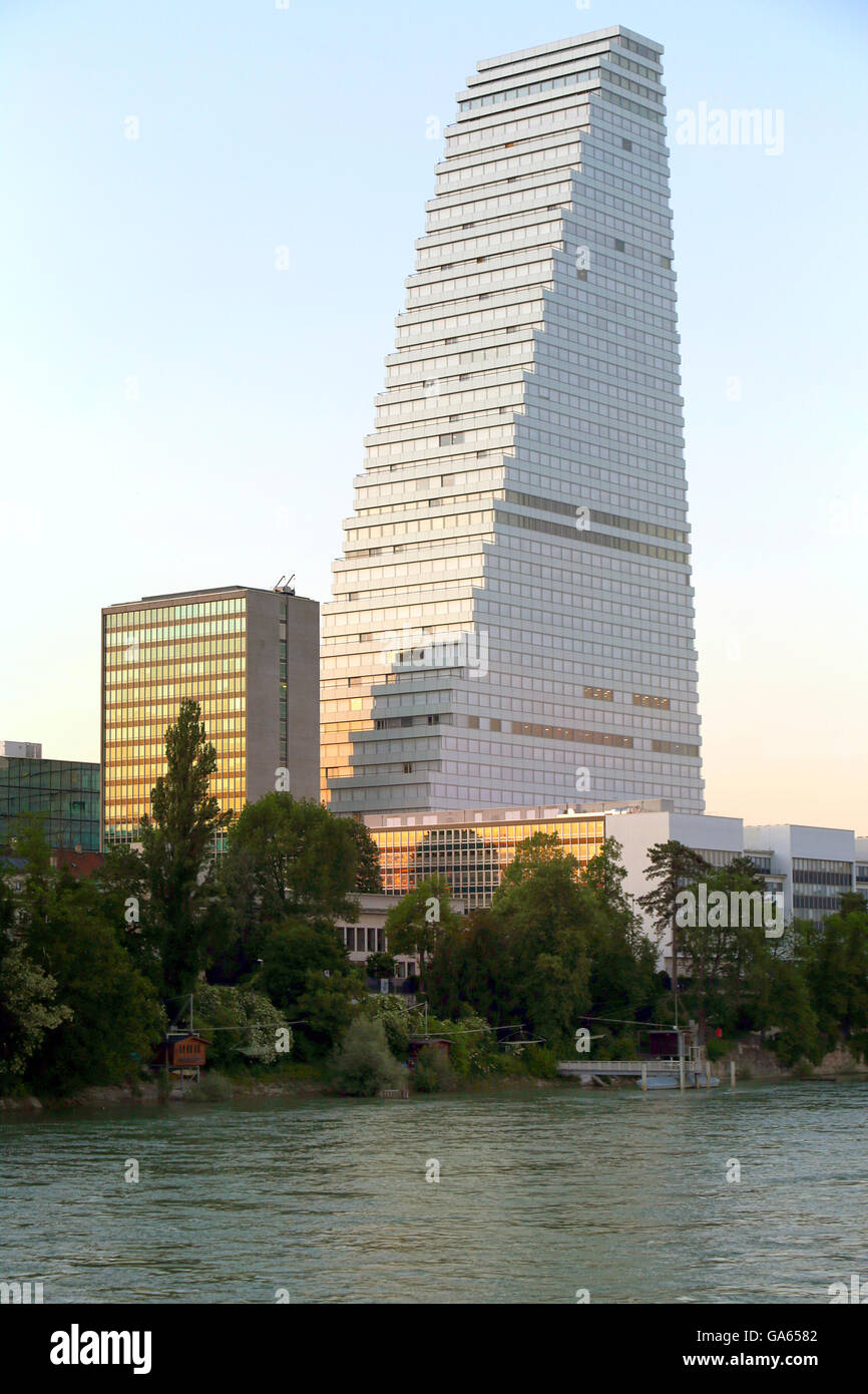 Hoffmann La Roche / Roche torre 1 - edificio più alto in Svizzera 2016 Foto Stock