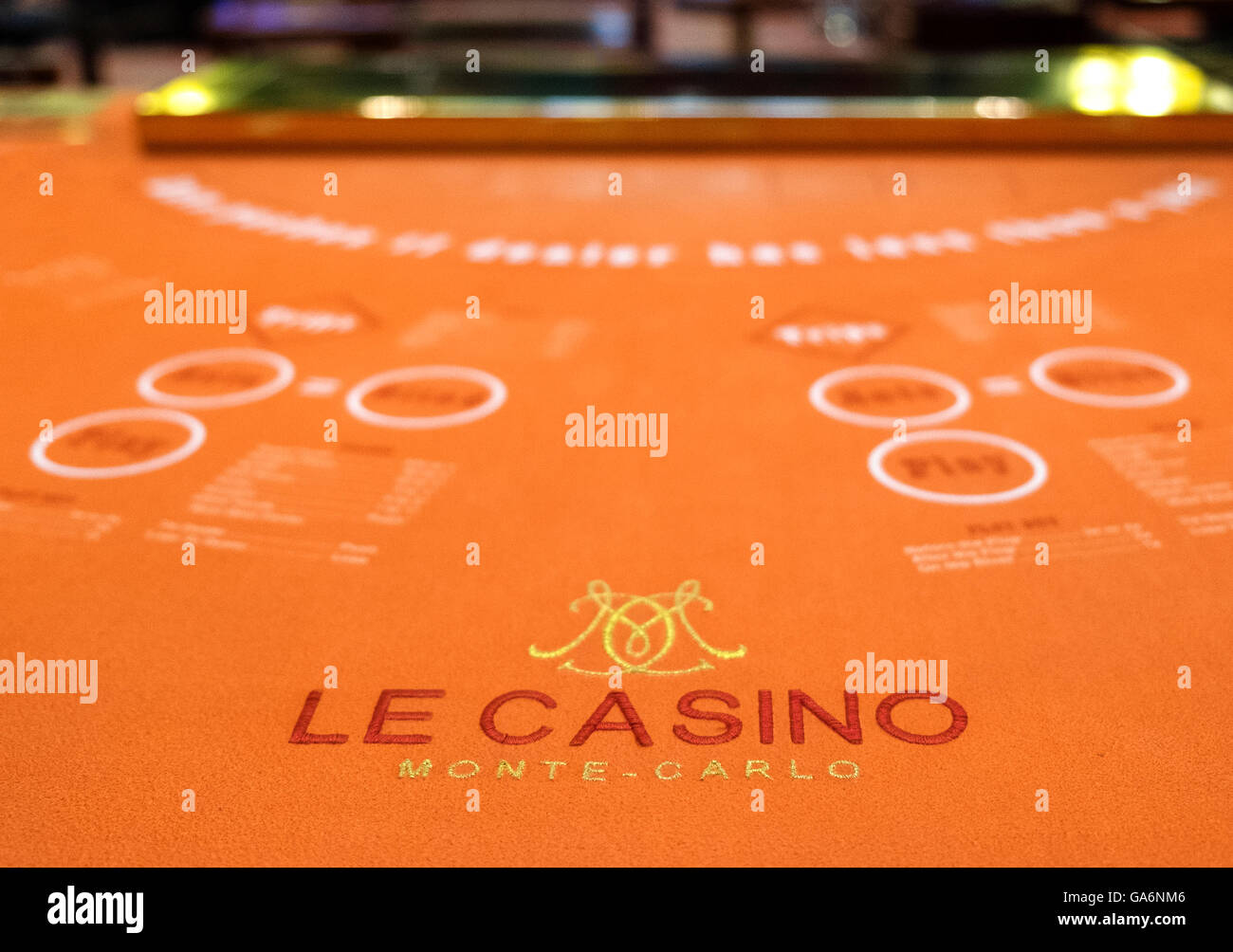 Tavolo da gioco design e logo in casinò di Monte Carlo, Monaco Foto Stock