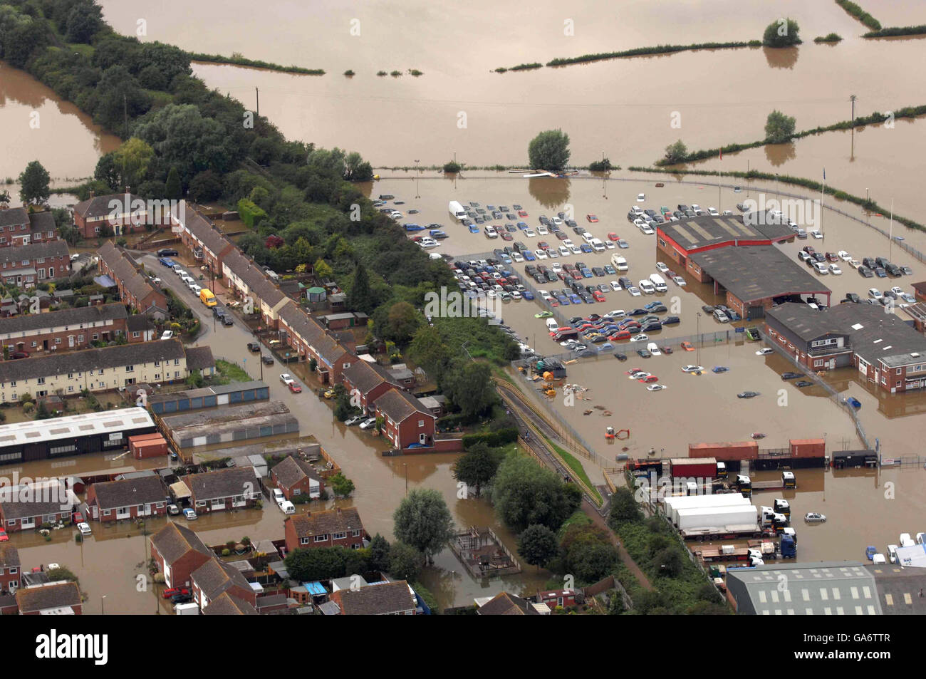 Una vista dall'aria di Tewkesbury, Gloucestershire, dopo la pioggia torrenziale nelle ultime 24 ore. Foto Stock