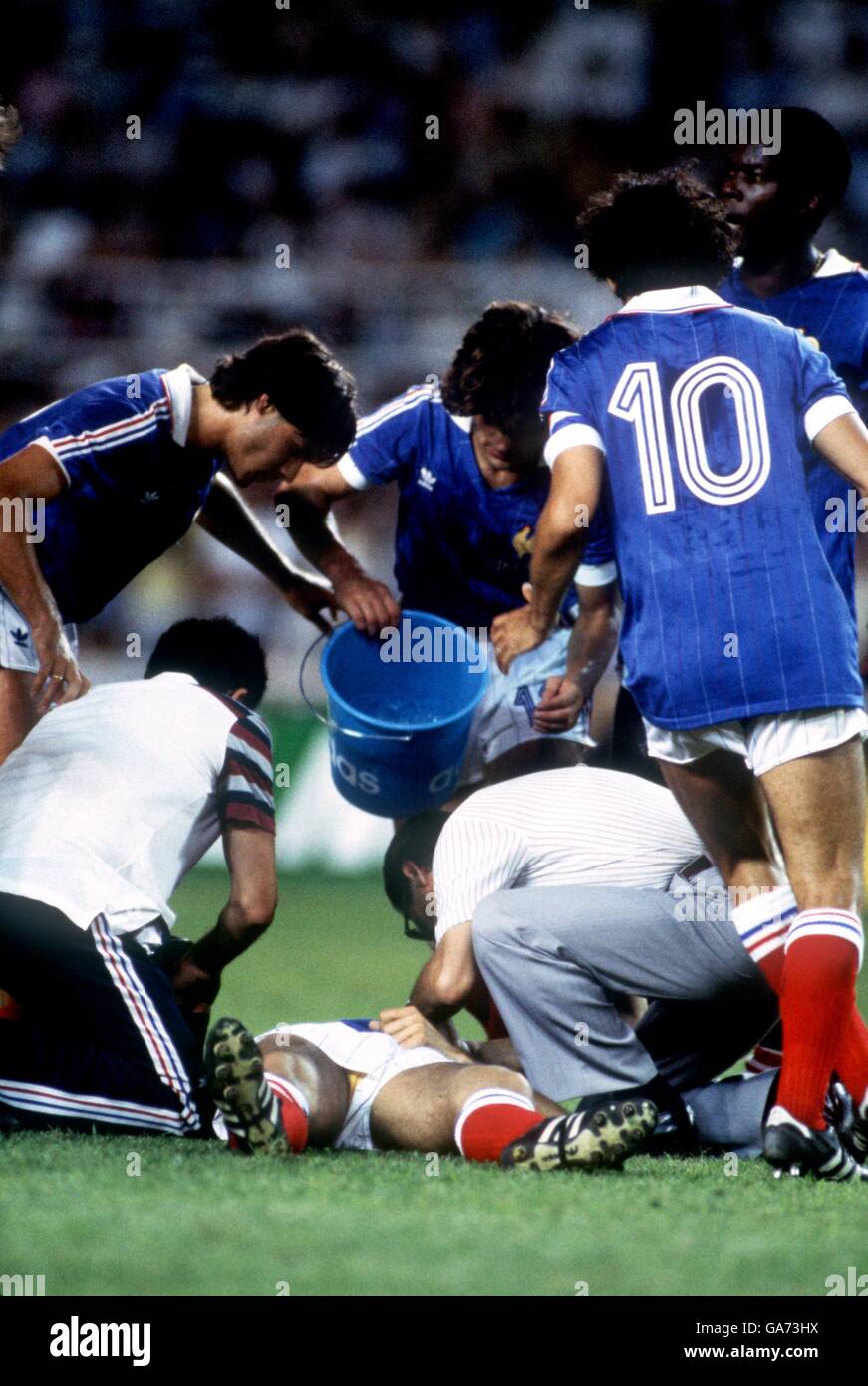 Calcio - Coppa del Mondo di Spagna 82 - Semi finale - Germania Ovest v Francia Foto Stock