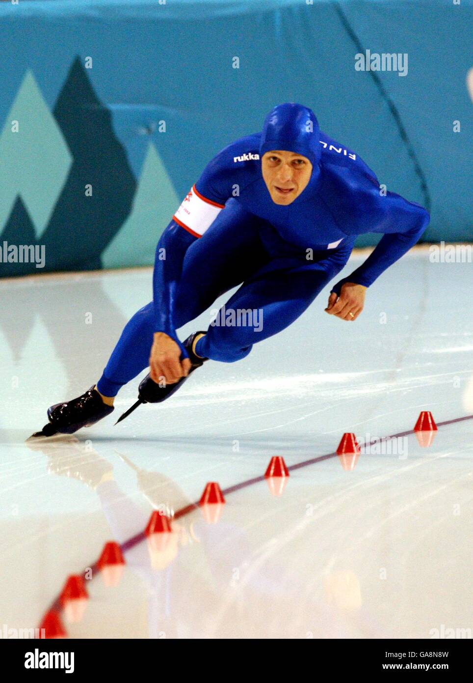 Olimpiadi invernali - Salt Lake City 2002 - Speed Skating - Men's 500m. Janne Hanninen, finlandese, in azione durante il pattinaggio a velocità maschile di 500 m. Foto Stock