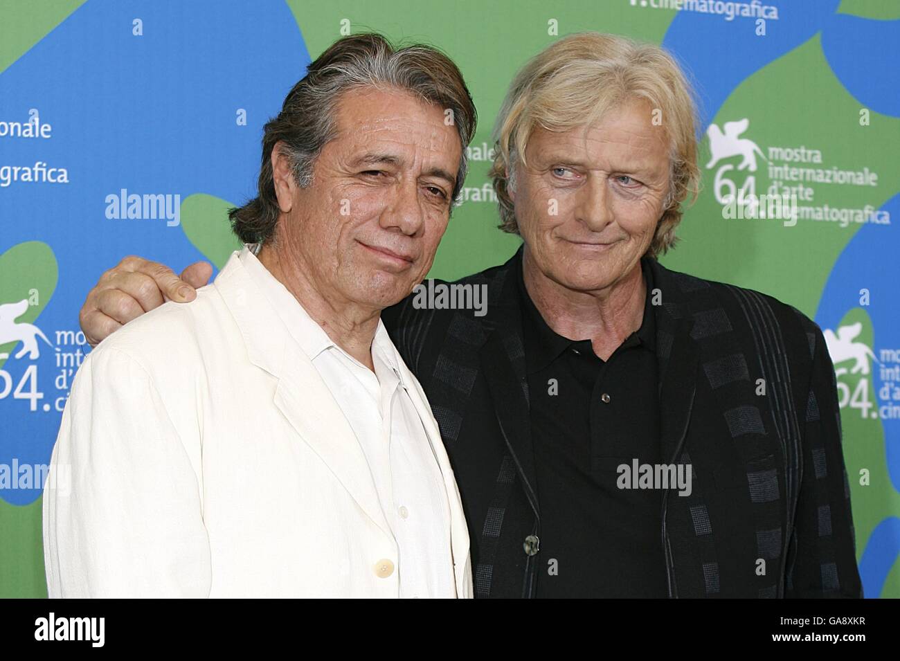 Edward James Olmos e Rutger Hauer durante una fotocellula per il film 'Blade Runner: Il taglio finale', al Festival del Cinema di Venezia in Italia, sabato 1 settembre 2007. Foto Stock