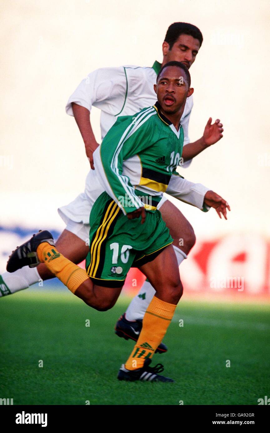 International Soccer - friendly - Sud Africa / Arabia Saudita. Vecchio John Mabizela, Sudafrica Foto Stock