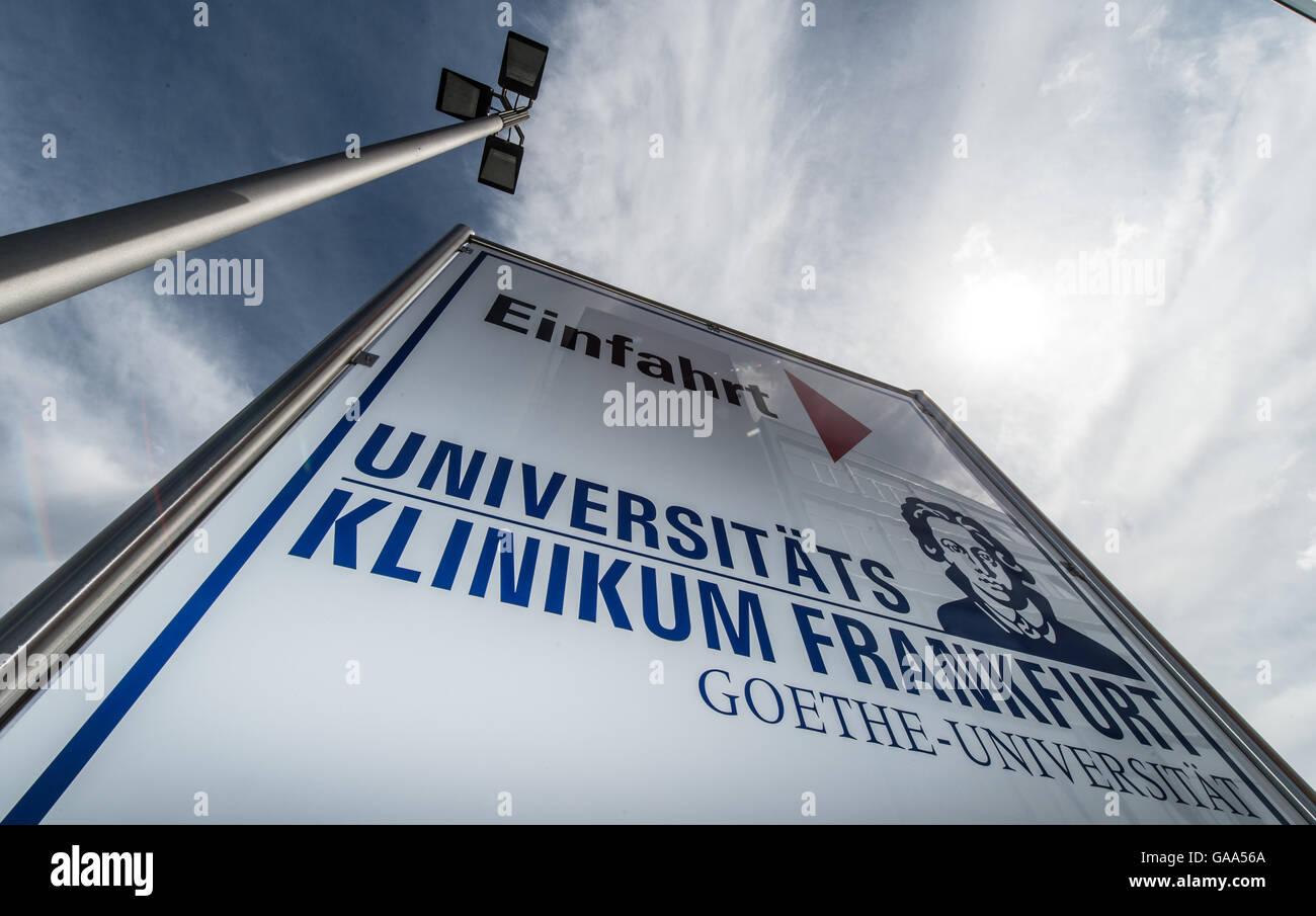 L'università Universitaetsklinikum hopsital in Frankfurt am Main, Germania, 5 agosto 2016. Il Universitaetsklinikum Frankfurt non è più consentito eseguire trapianto di cuore le operazioni. Foto: BORIS ROESSLER/DPA Foto Stock