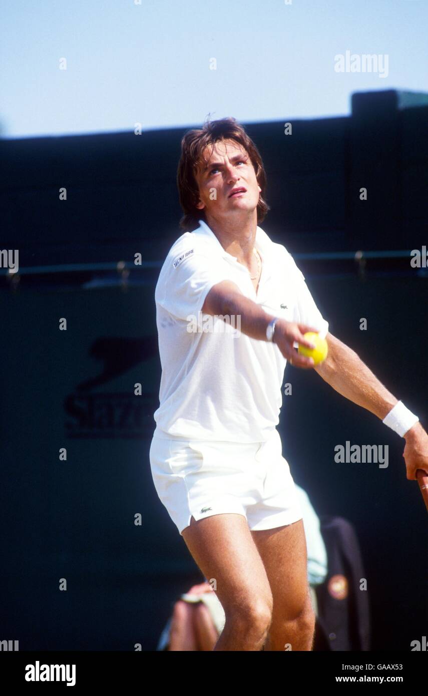 Tennis - campionati di Wimbledon - Uomini Singoli - Henri Leconte v G Bloom Foto Stock