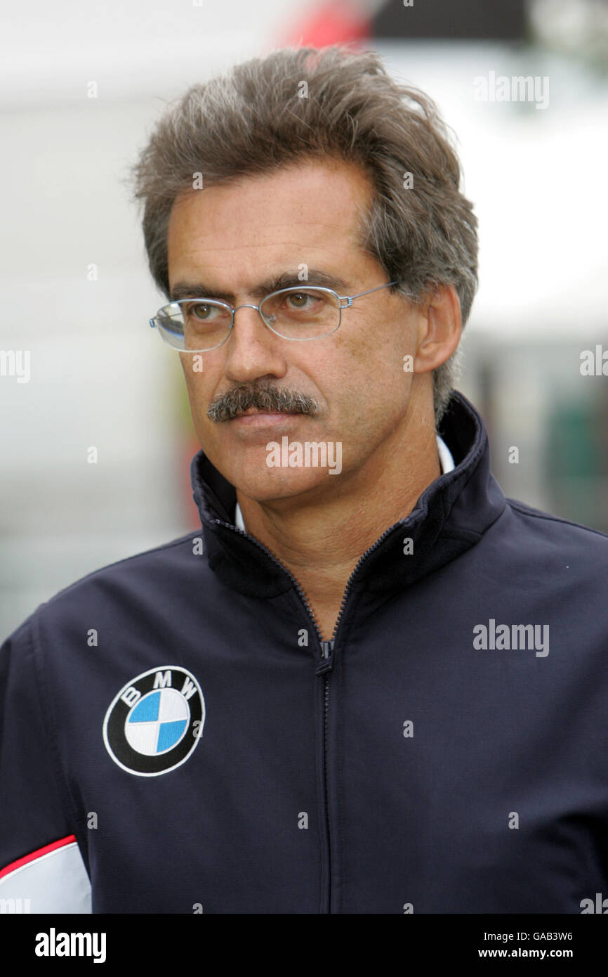 Formula uno Motor Racing - Gran Premio di Gran Bretagna - Silverstone. Mario Theissen, direttore motorsport BMW Foto Stock