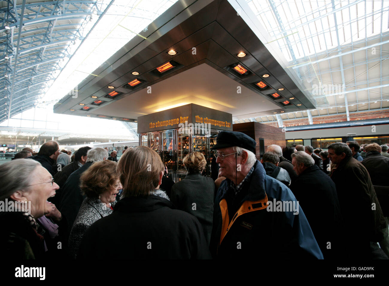 Eurostar apre al pubblico presso la stazione di St Pancras Foto Stock