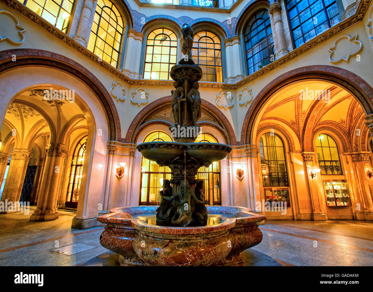 Passaggio Freyung nel Palais Ferstel, Vienna Foto Stock