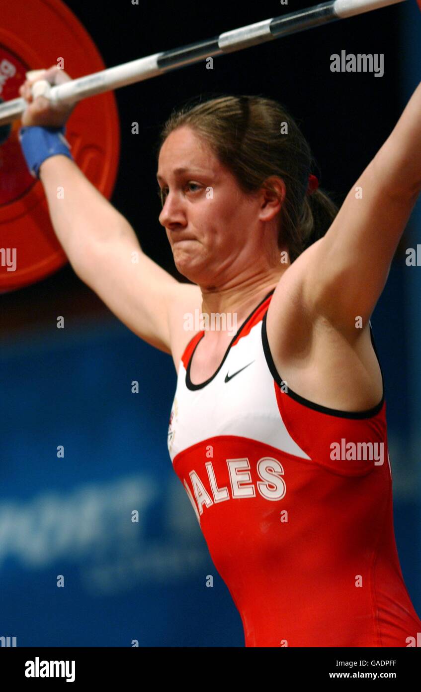 Commonwealth Games - Manchester 2002 - sollevamento pesi - Donne fino a 58 kg. Michaela Breeze del Galles vince l'oro nello sntach Foto Stock