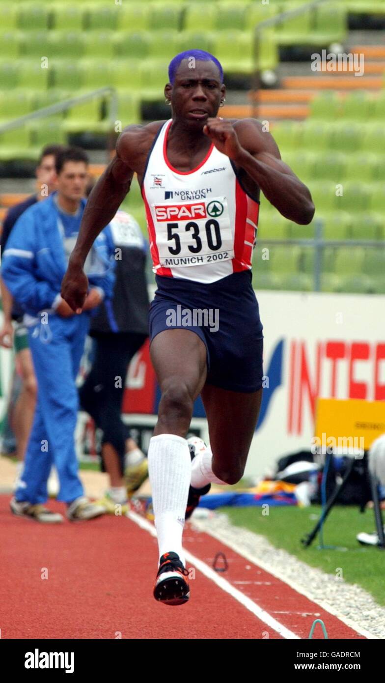 Atletica - Campionato Europeo di Atletica - Monaco di Baviera 2002 - Uomini Salto triplo qualifica Foto Stock