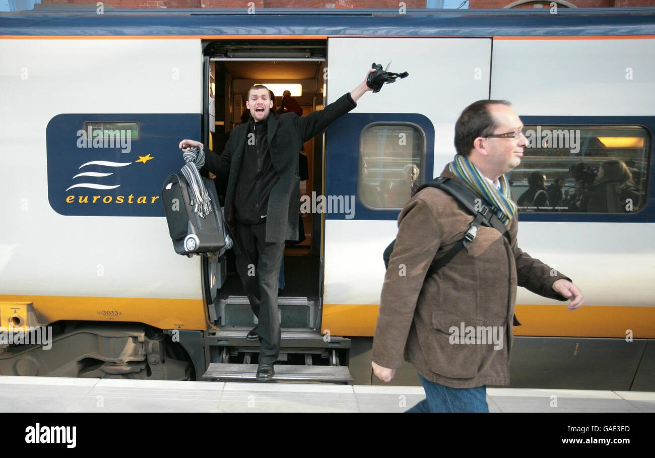 Eurostar apre al pubblico presso la stazione di St Pancras Foto Stock