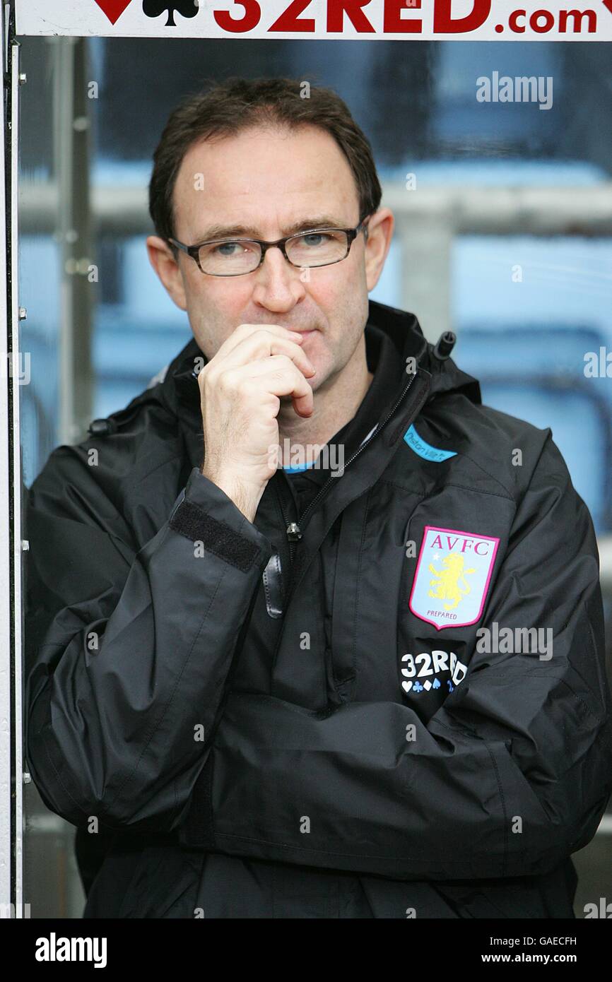 Calcio - Barclays Premier League - Aston Villa v Portsmouth - Villa Park. Martin o'Neill, manager Aston Villa Foto Stock