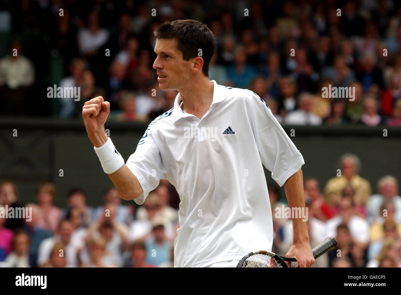 Tim Henman festeggia la vittoria di un punto Andre SA Foto Stock