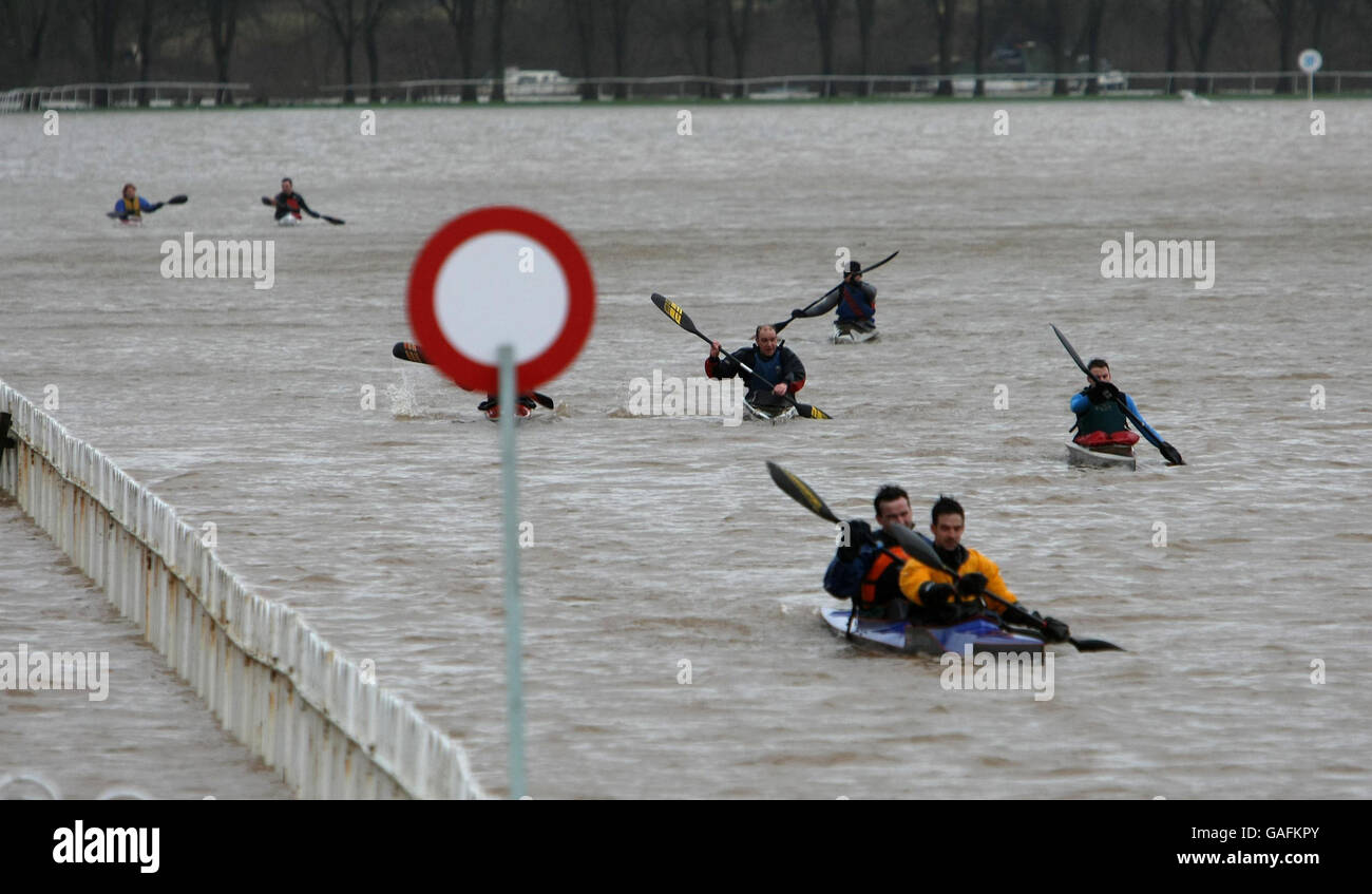 Le inondazioni nel Regno Unito Foto Stock