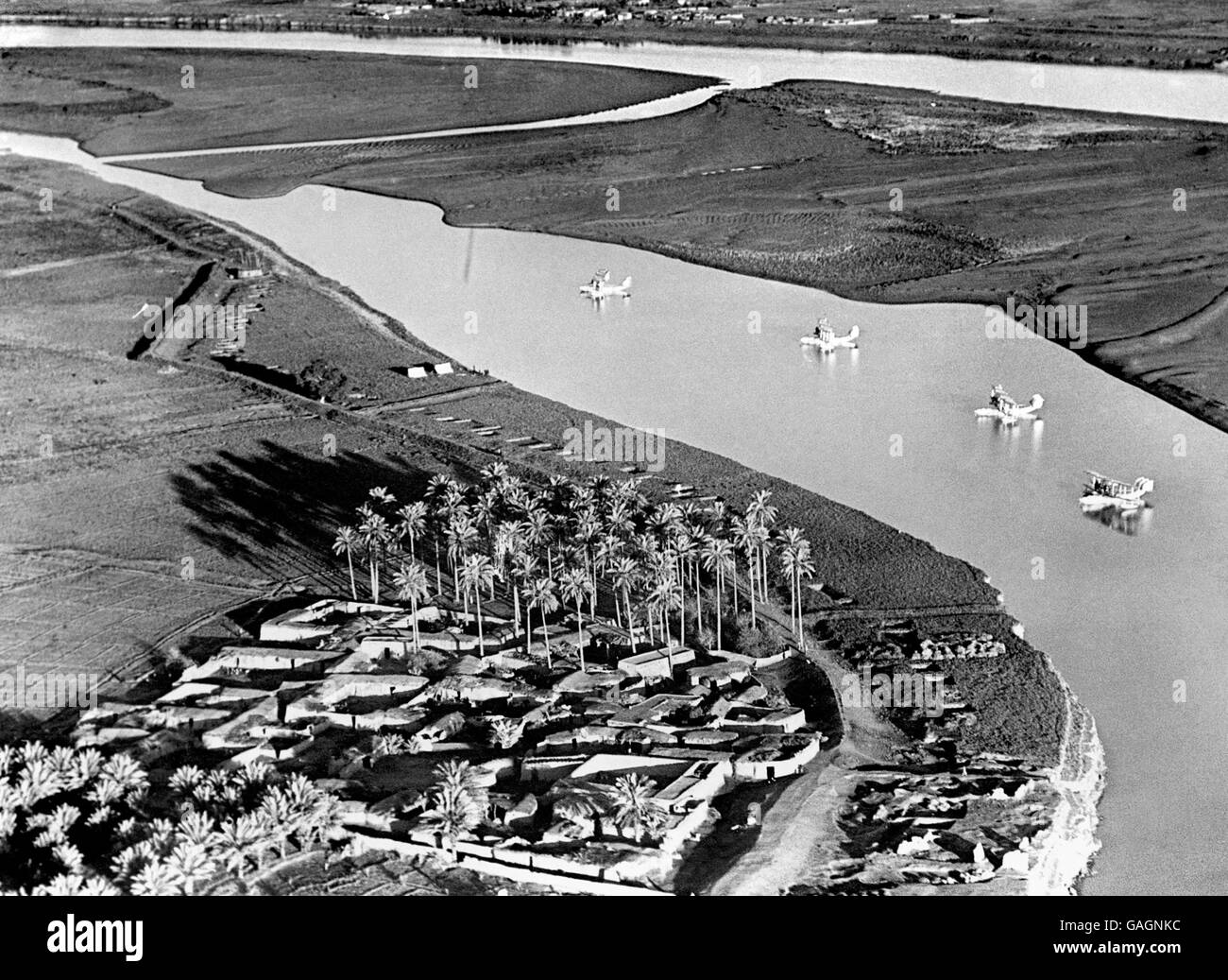 Supermarine Southampton II navi battenti di 208 Squadron RAF sul fiume Tigris vicino Baghdad, mandato britannico della Mesopotamia (oggi Iraq). Foto Stock