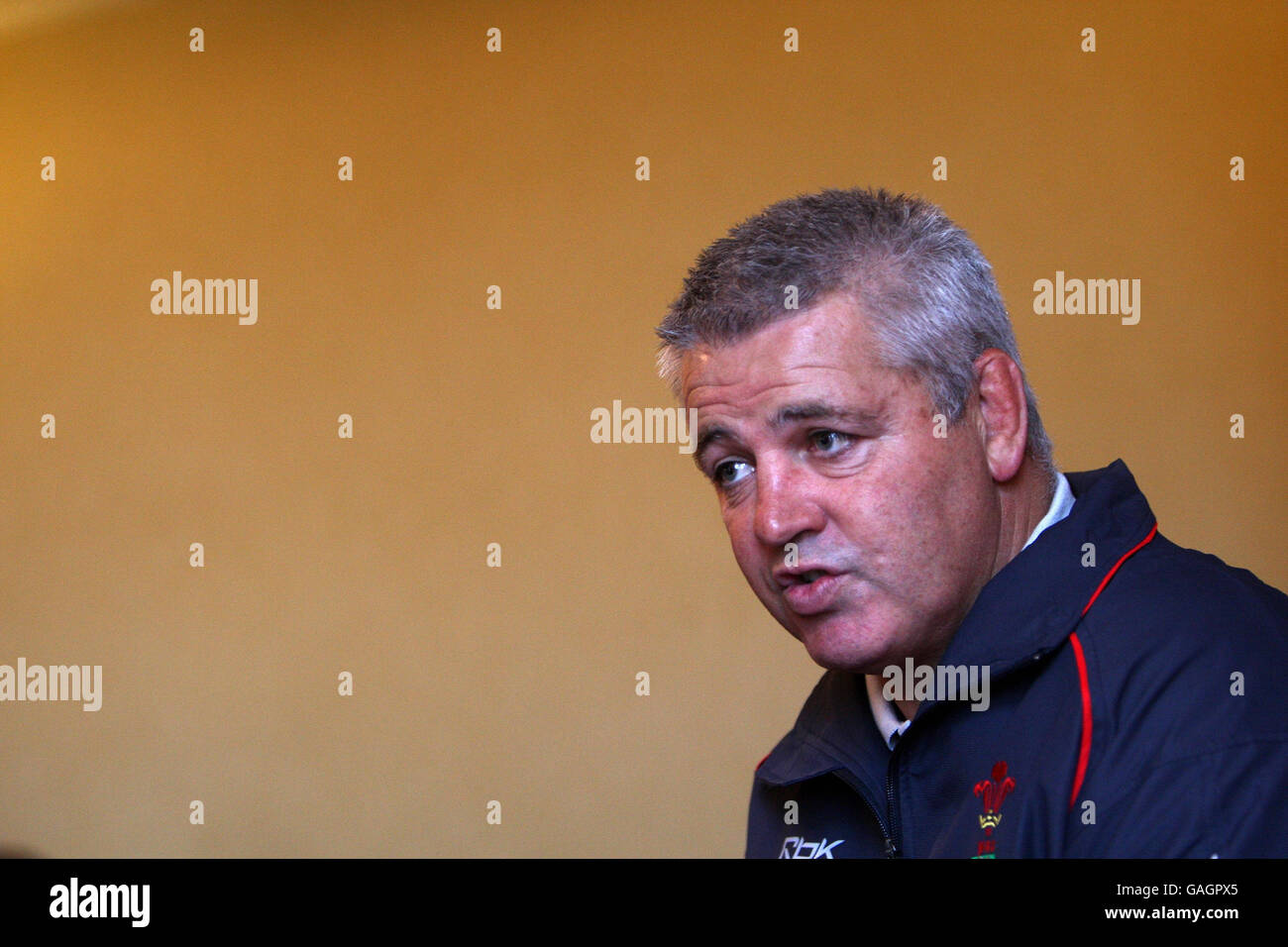 L'allenatore del Galles Warren Gatland durante l'annuncio della squadra RBS 6 Nations al vale of Glamorgan Hotel, Cardiff. Foto Stock