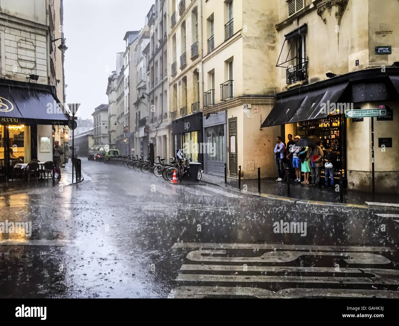 Immagine presa a Parigi in Francia in un giorno di pioggia Foto Stock