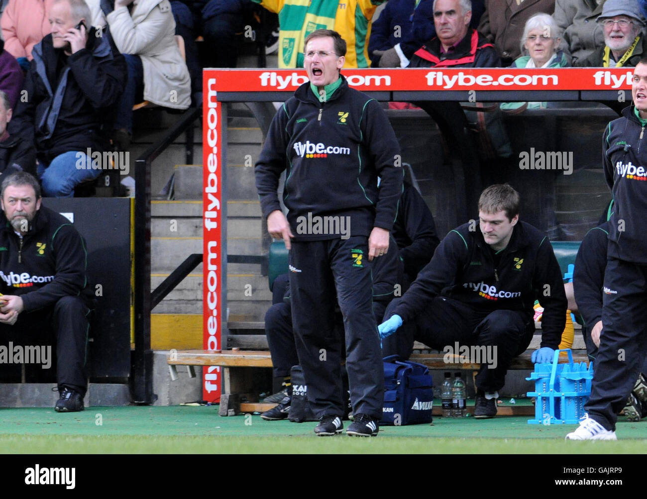 Calcio - Coca Cola Football Championship - Norwich City v Barnsley - Carrow Road Foto Stock