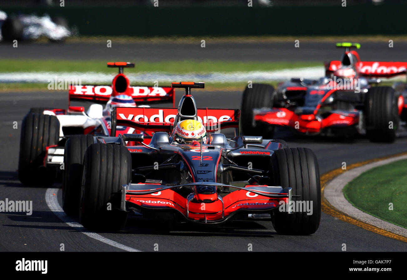 Formula uno Motor Racing - Gran Premio d'Australia - gara - Albert Park. Lewis Hamilton della McLaren guida durante la Formula uno, Australiano, Gran Premio ad Albert Park, Melbourne, Australia. Foto Stock Formula uno Motor Racing - Gran Premio d'Australia - gara - Albert Park. Lewis Hamilton della McLaren guida durante la Formula uno, Australiano, Gran Premio ad Albert Park, Melbourne, Australia. Foto Stock