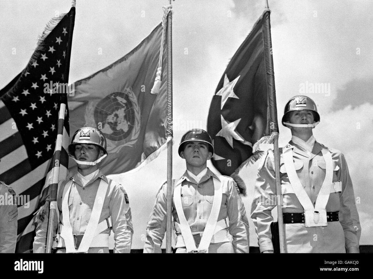 La guerra - Guerra di Corea - ONU Bandiera su Macarthur's H.Q. Foto Stock