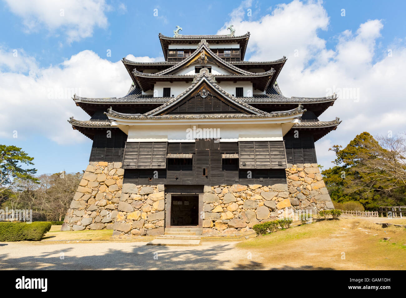 Il Castello di Matsue è uno dei pochi castelli medievali rimasti in Giappone. Non si tratta di una moderna ricostruzione concreta. Foto Stock