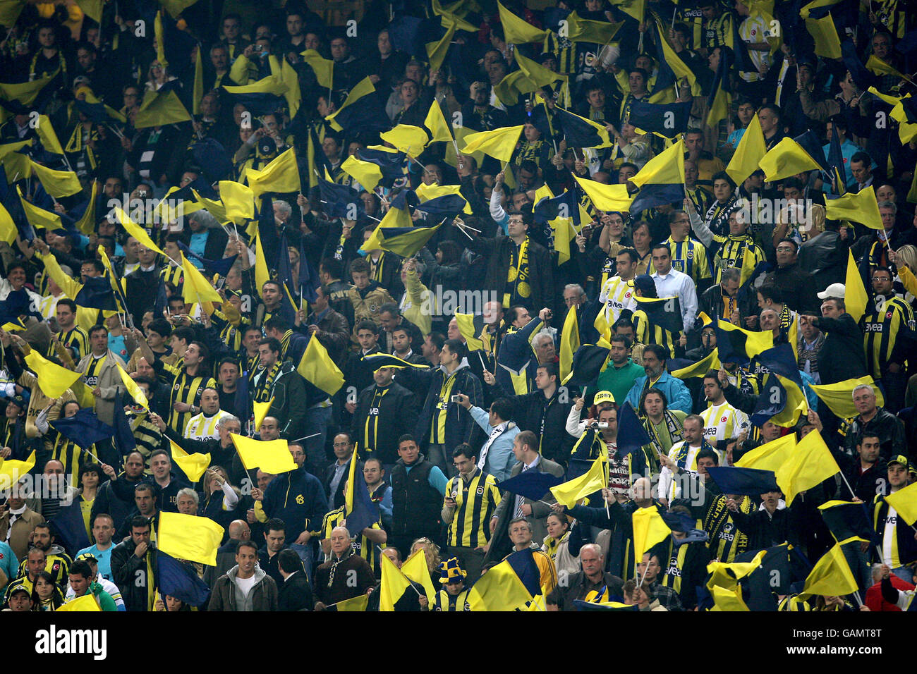 Soccer - UEFA Champions League - Quarti di Finale - Prima tappa - Fenerbahce v Chelsea - Sukru Saracoglu Stadium Foto Stock