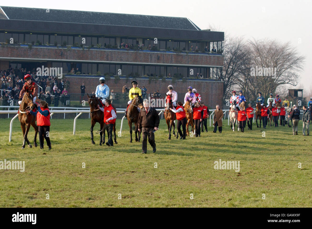 Horse Racing - Gare di Kempton Foto Stock