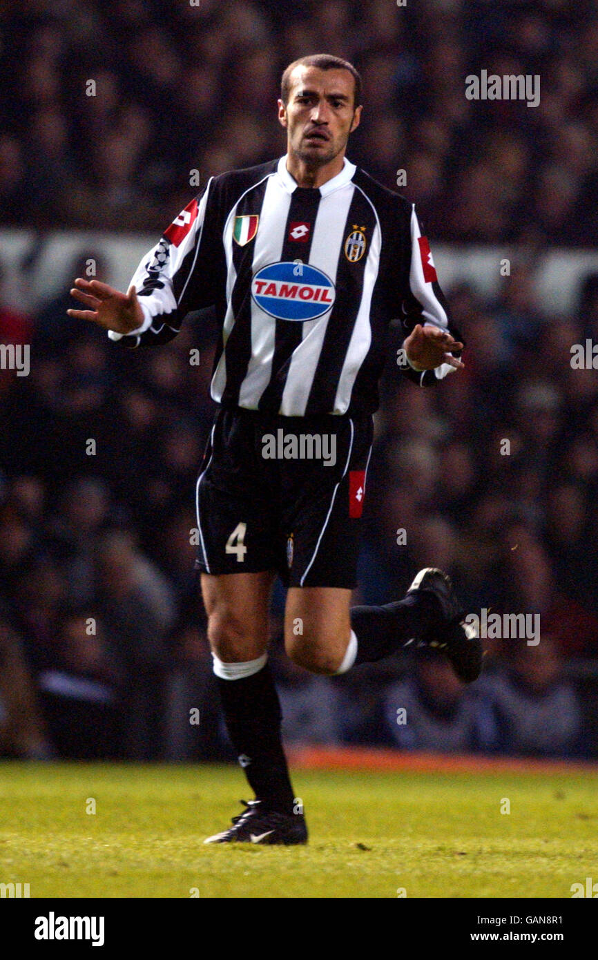 Calcio - UEFA Champions League - Gruppo D - Manchester United / Juventus. Paolo Montero, Juventus Foto Stock