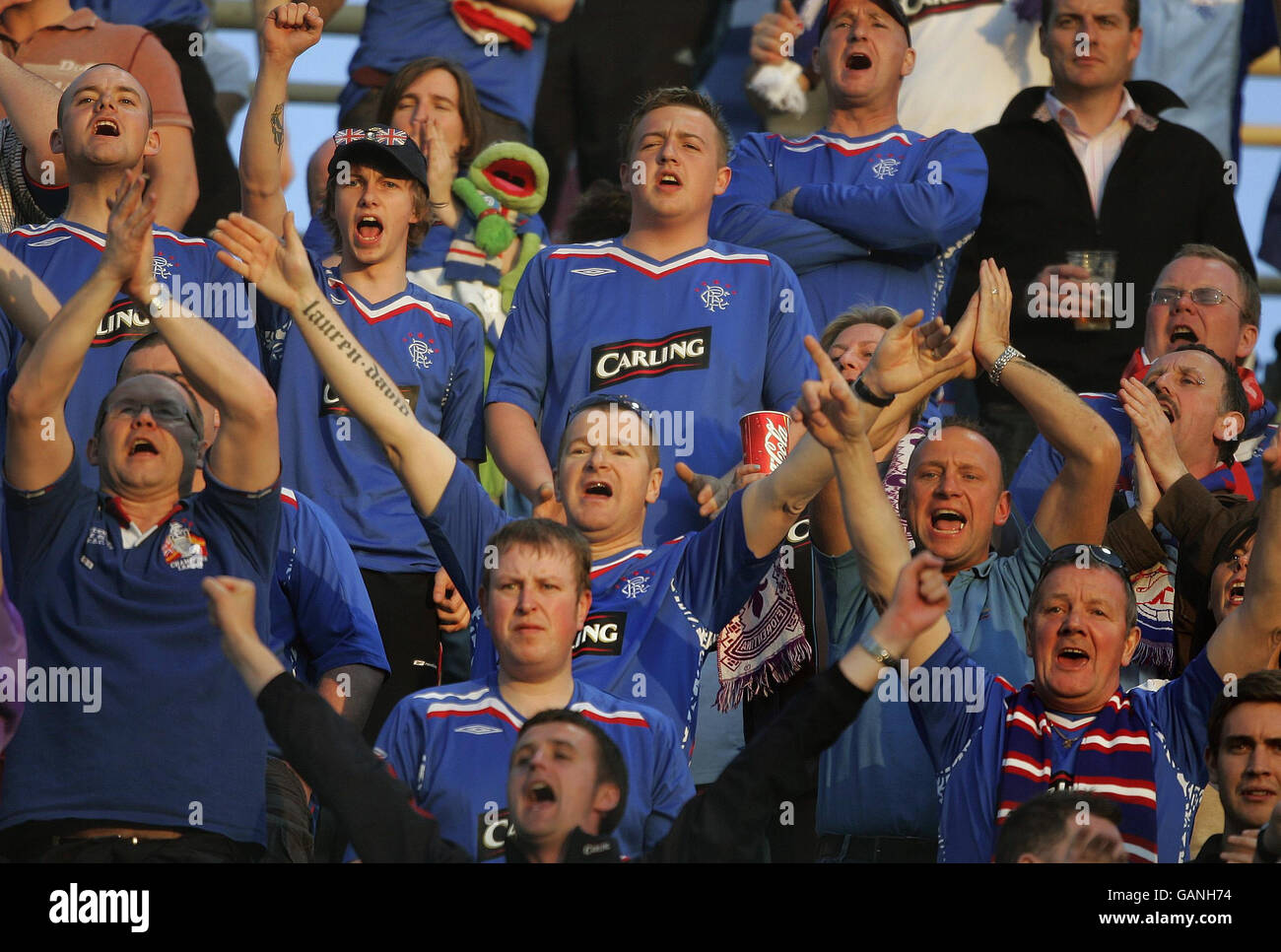 Tifosi di Rangers durante la Coppa UEFA, Semifinale, seconda tappa, Artemio Franchi, Firenze, Italia. Foto Stock