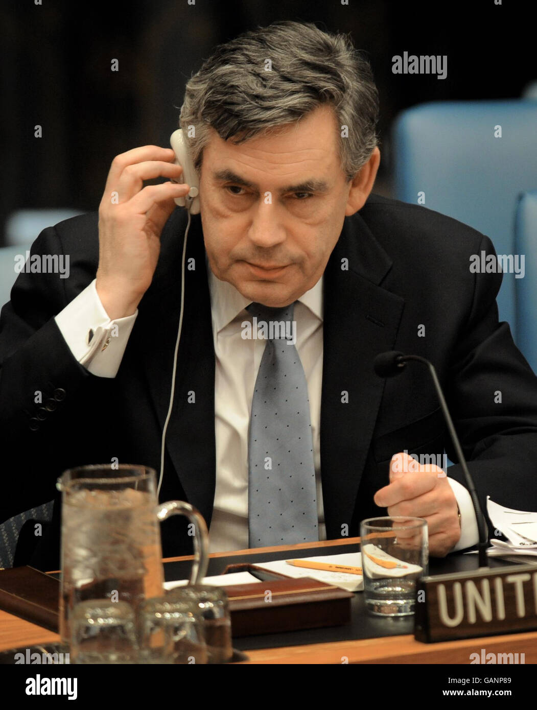 Il primo ministro britannico Gordon Brown attende oggi un discorso al Consiglio di sicurezza delle Nazioni Unite presso la sede delle Nazioni Unite a New York. Foto Stock